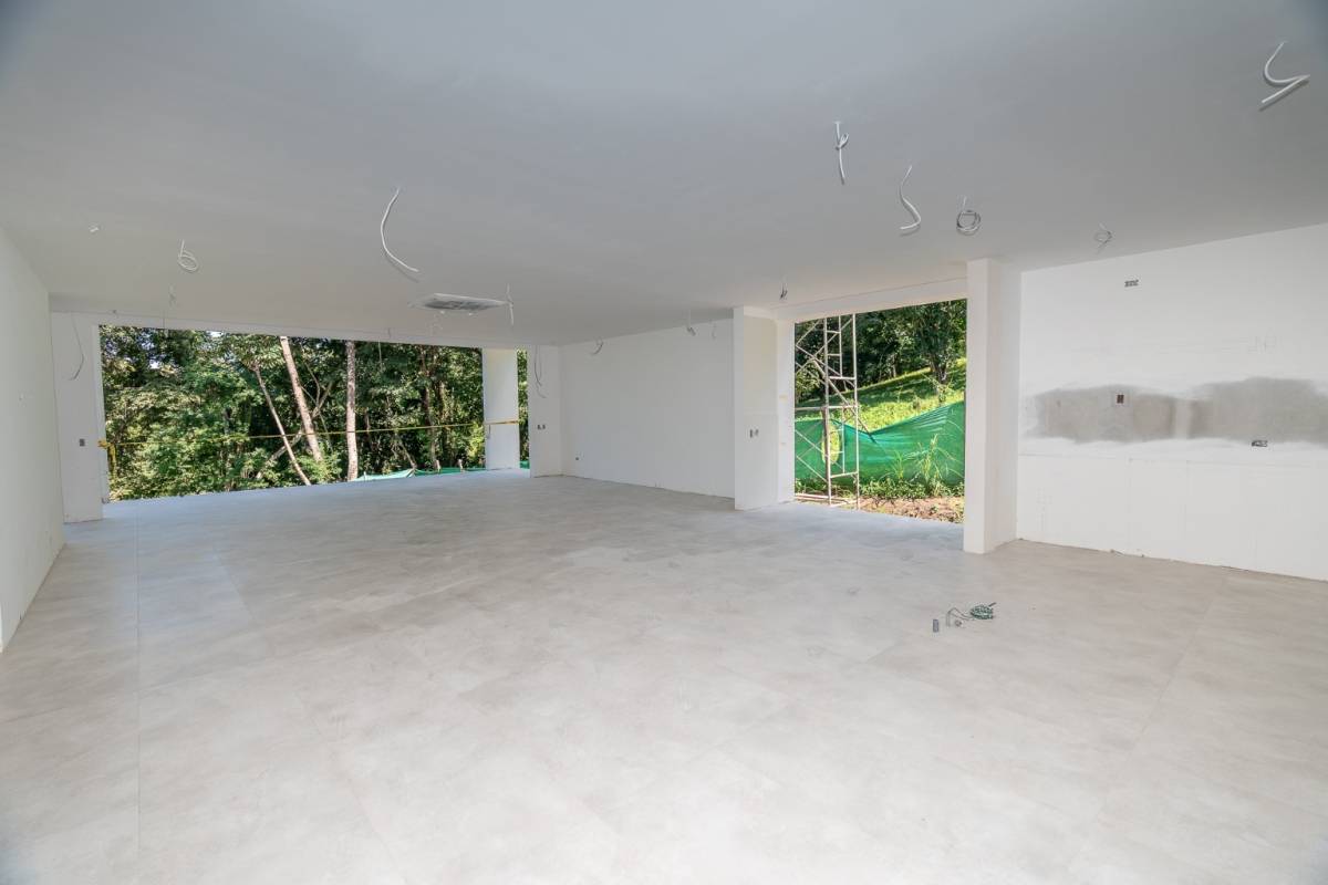 Sauco 9 – Contemporary 4BR Villa + Studio with Private Elevator