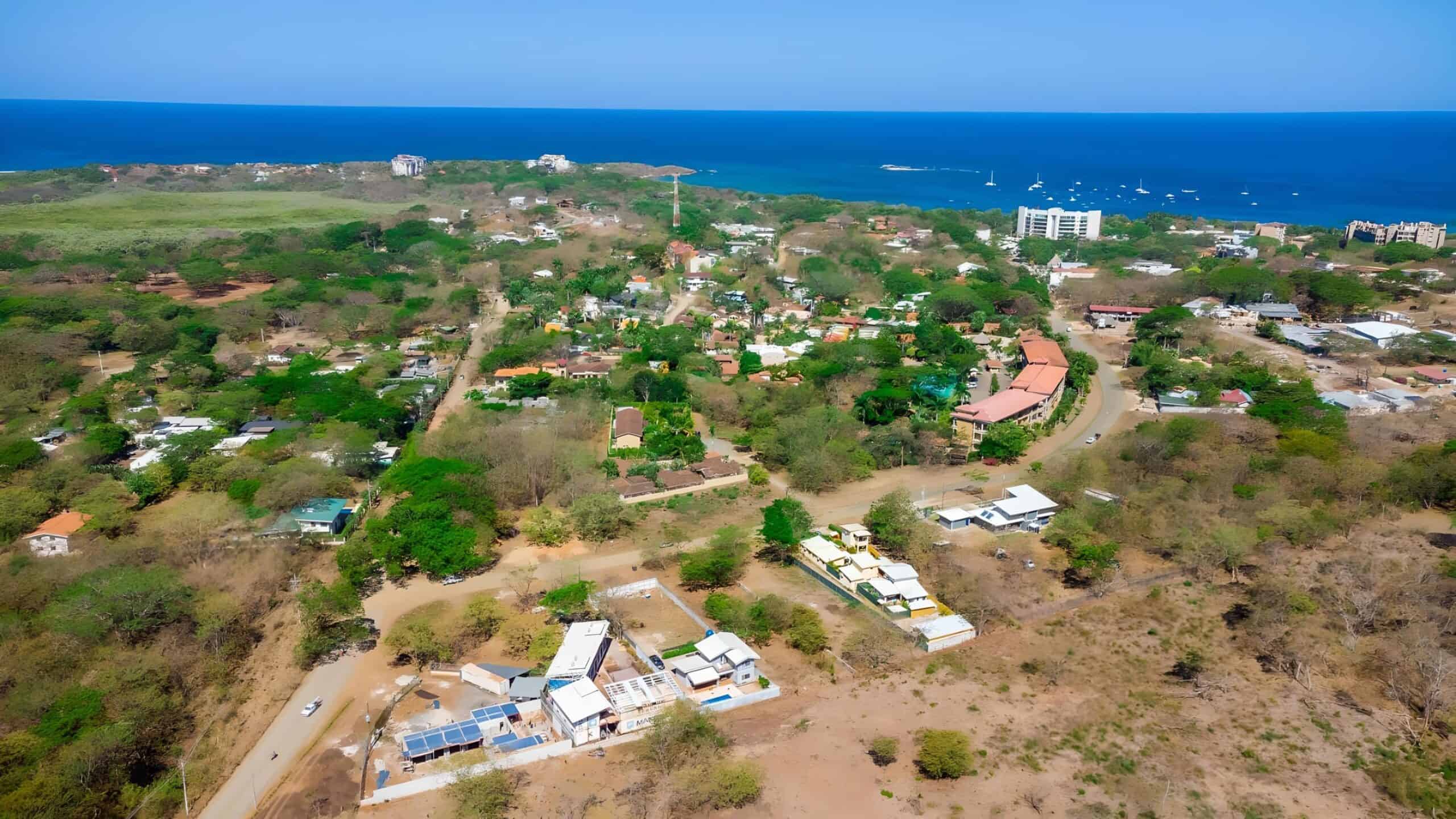 566m2 Mixed-Use Lot in Tamarindo
