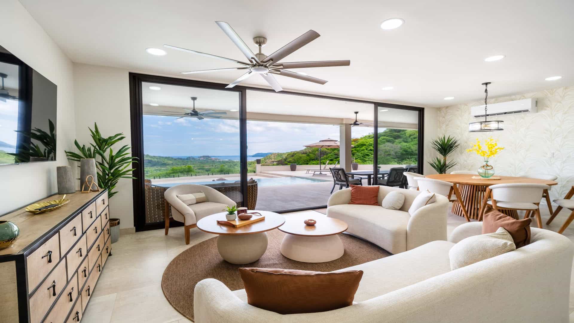 Villa Vista Serena at La Jolla Q