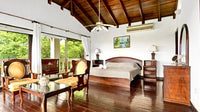 Luxury 19-Bedroom Coastal Estate with Investment Potential in Playa del Coco thumbnail