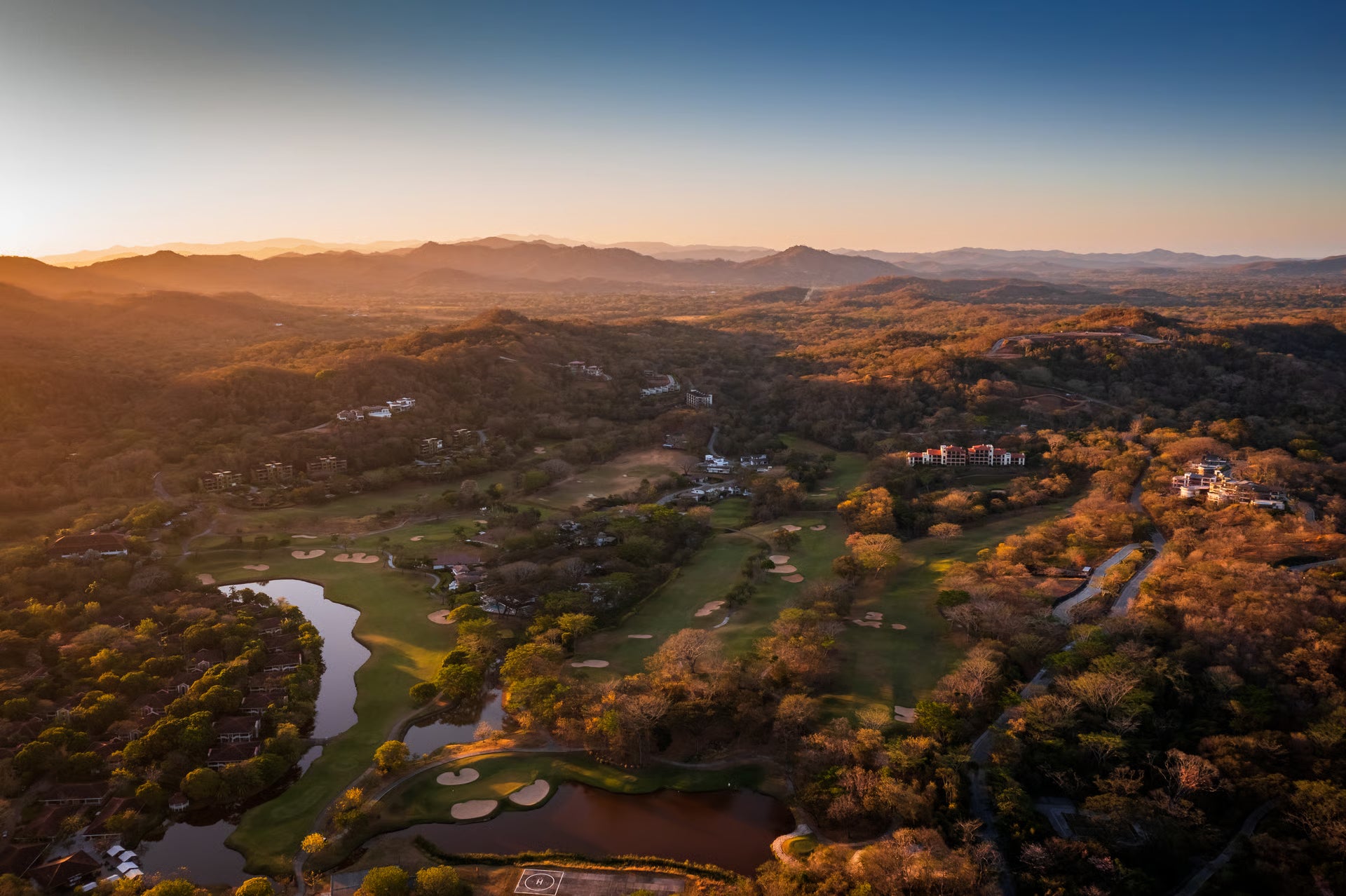 Carao T3-1 | Luxury 5-Star Resort Condo in Reserva Conchal