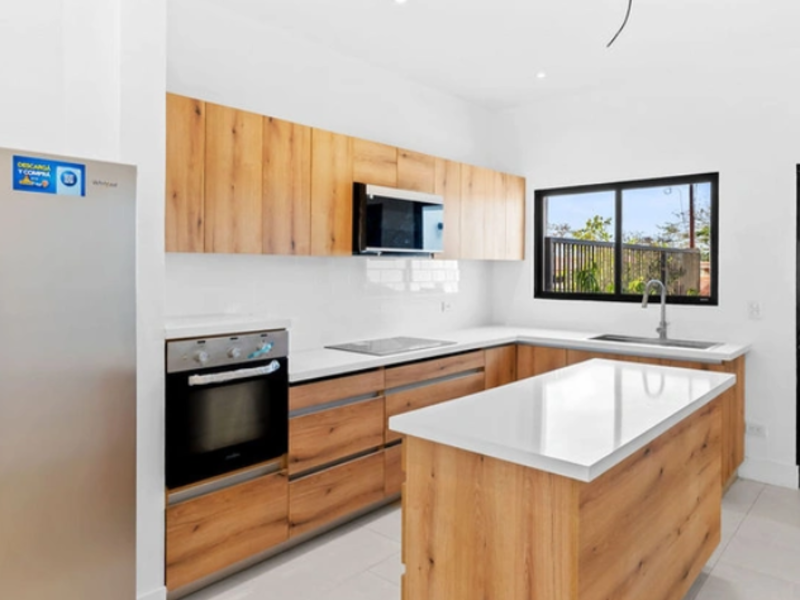 Casa Serena – Modern 3-Bedroom Pool Home in Playas del Coco