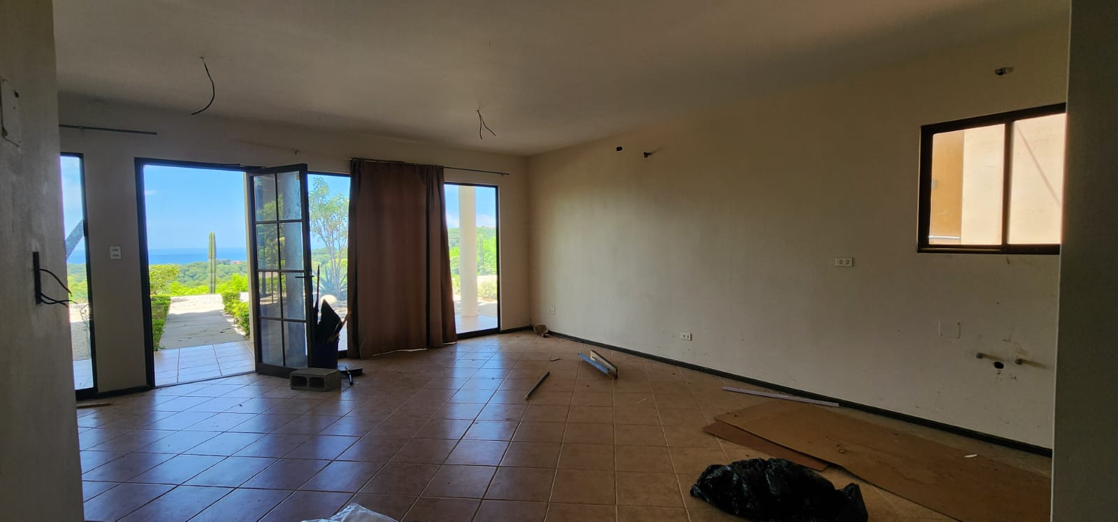 Vista Hermosa M1 - Ground-Level, Amazing Ocean View Condo