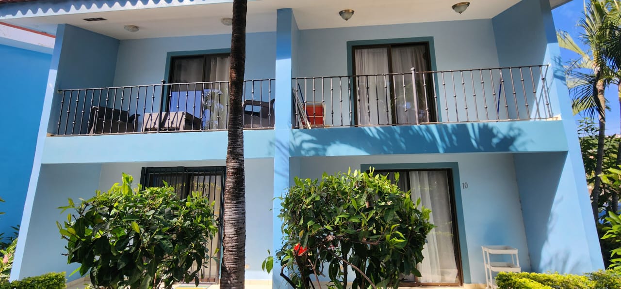 C10 Villa Riviera – Beachside Condo in Las Palmas