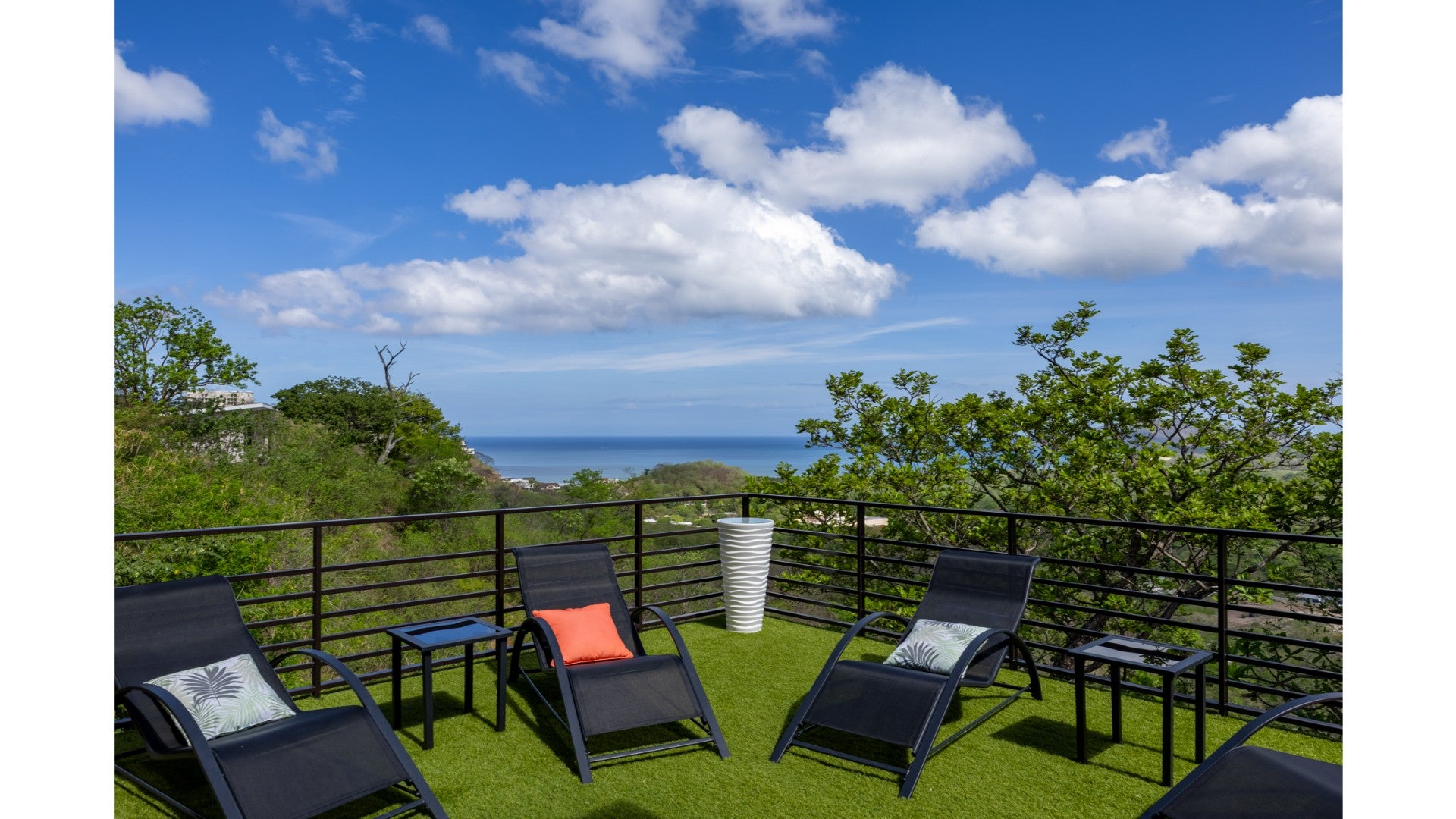 Villa Chiric – Luxury Hilltop Villa with Breathtaking Ocean Views