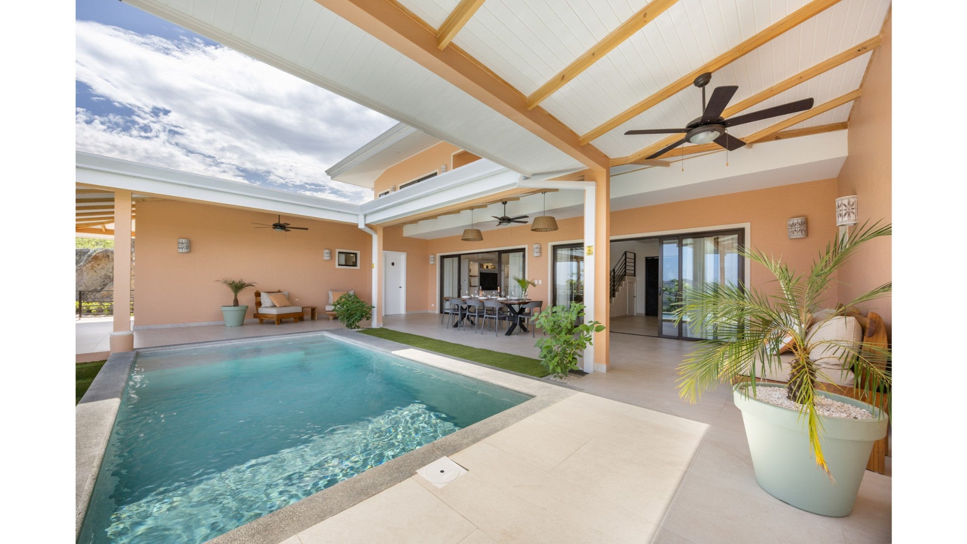 Villa Chiric – Luxury Hilltop Villa with Breathtaking Ocean Views