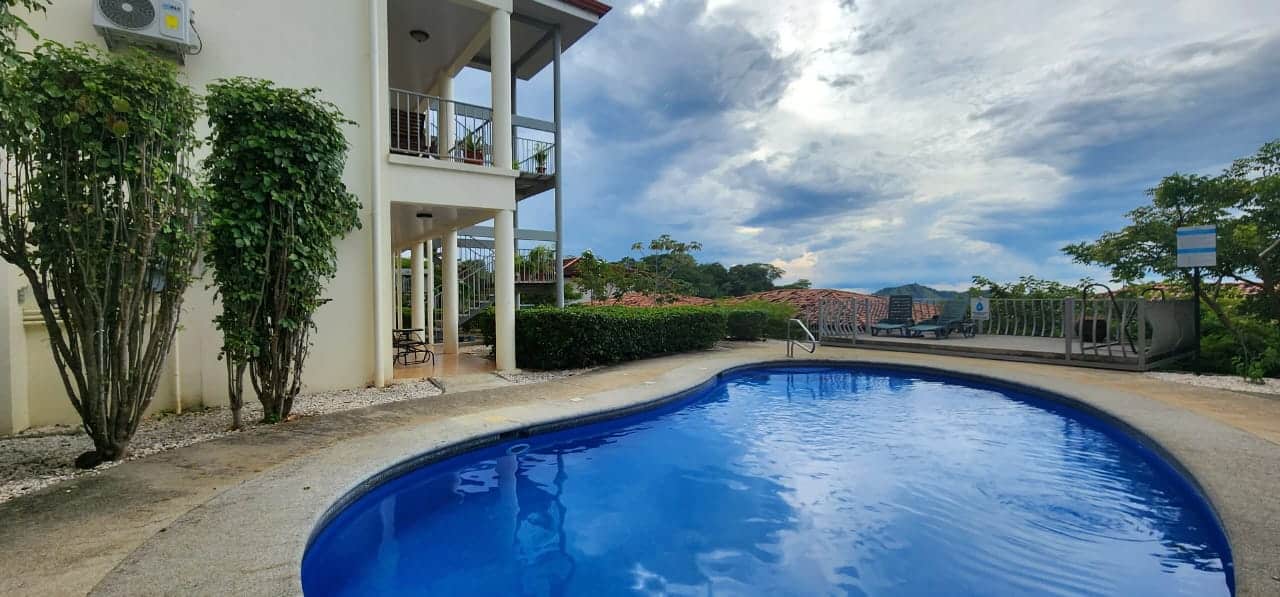 Partial Ocean View New Condo, Suite J1 Vista Hermosa
