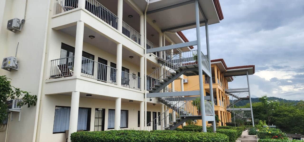 Partial Ocean View New Condo, Suite J1 Vista Hermosa
