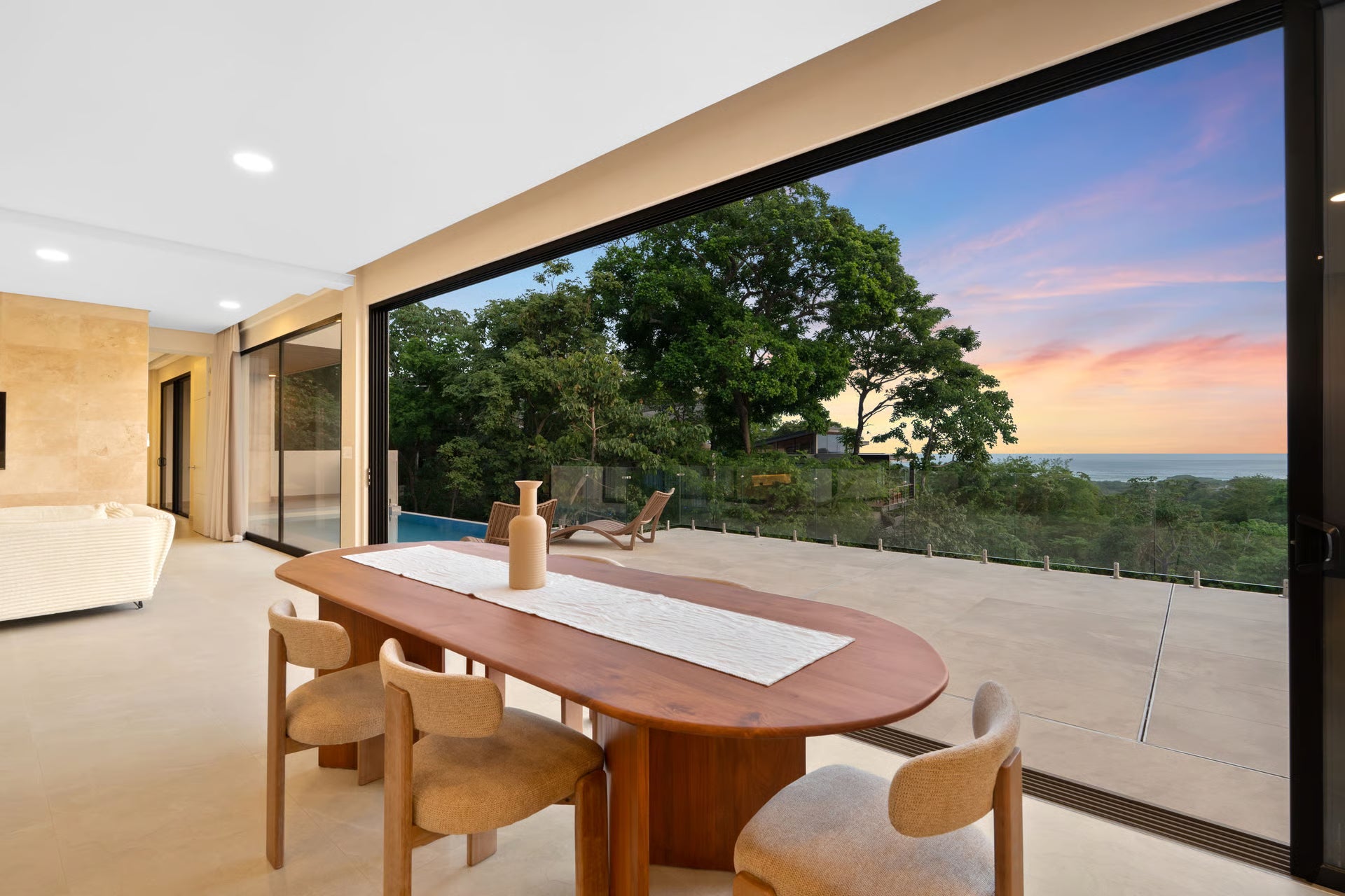 Casa Flores del Mar | Modern Ocean View Home