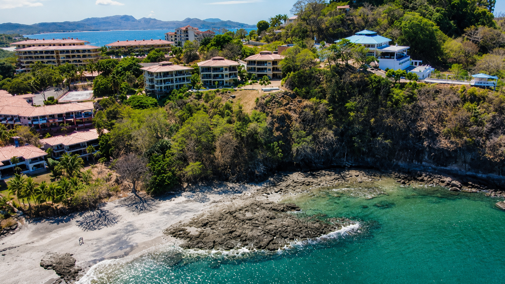 Punta Plata 513: Luxury 2-Bedroom Condo with Ocean Views
