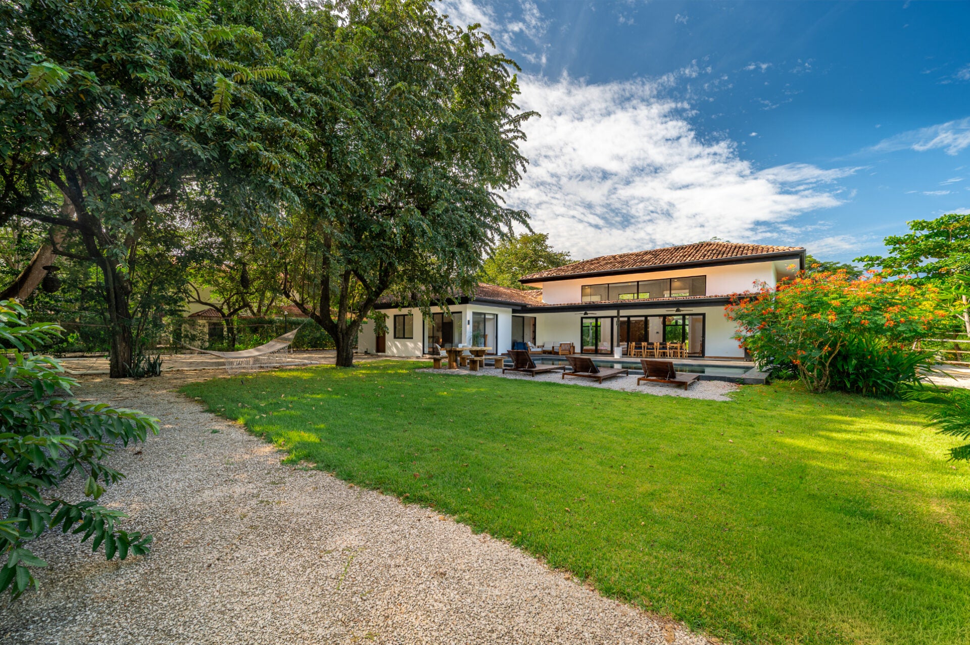 Villa Brisa Marina – Modern Tropical Luxury