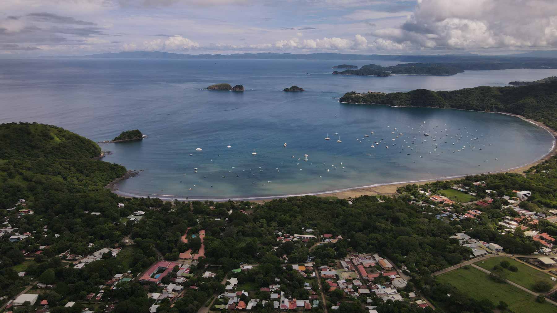 Casa Aura Marina – Beachfront Living in Playas del Coco