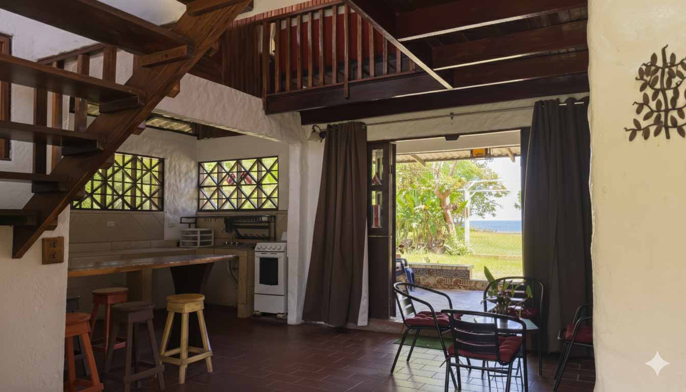 Casa Aura Marina – Beachfront Living in Playas del Coco