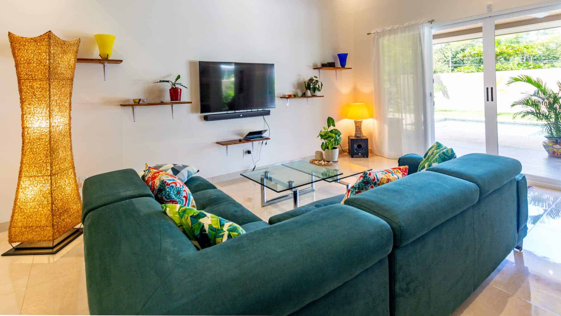 CASA LAUREL