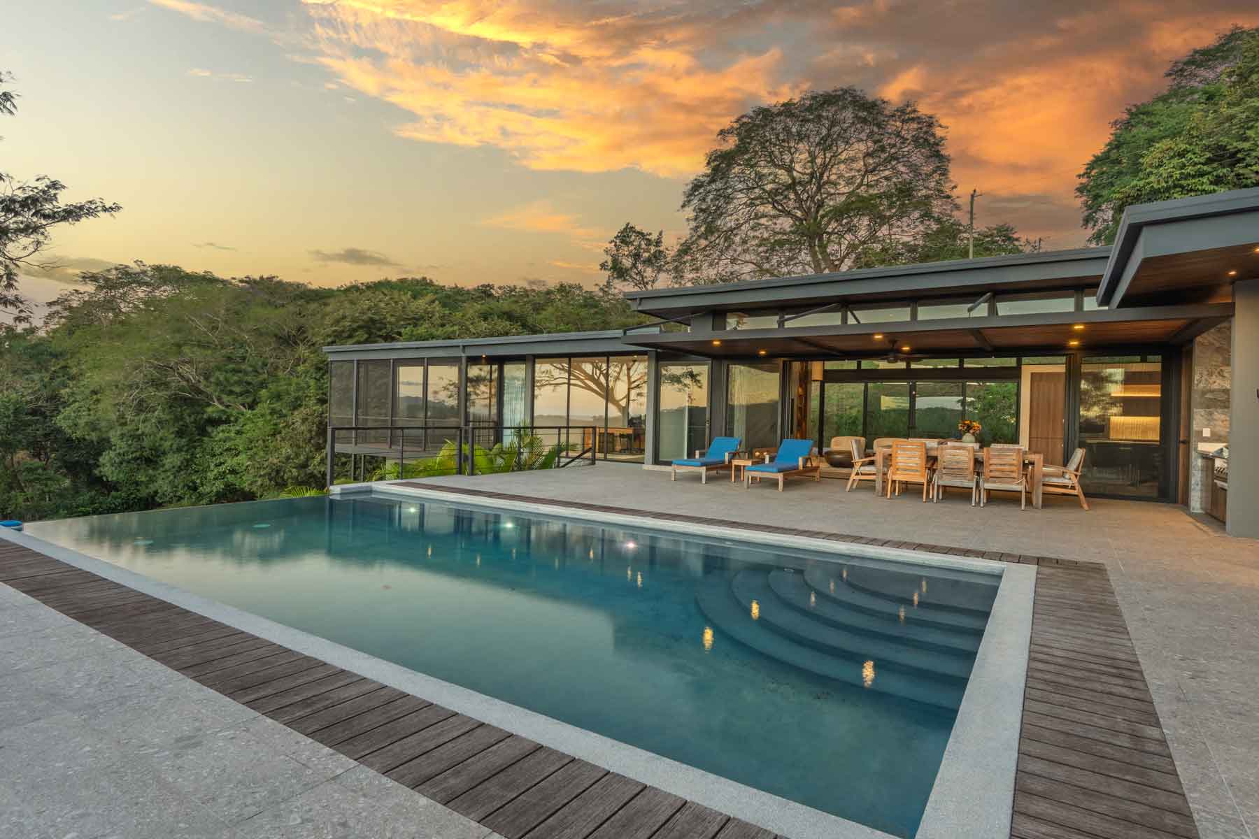 Casa Linía – Elegant Ocean-View Residence Close to Tamarindo