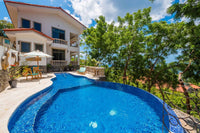 Casa Louzon – Your Tropical Hilltop Retreat thumbnail