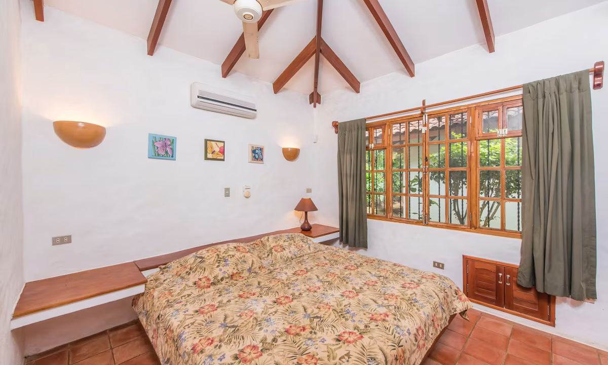 Casa Luminaka – Beach Bungalow in Playa Grande