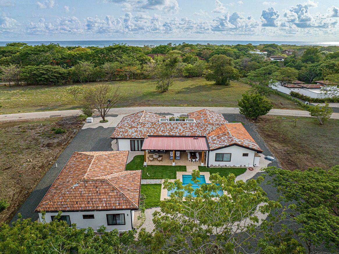 Stunning 6-Bed Villa – Hacienda Pinilla