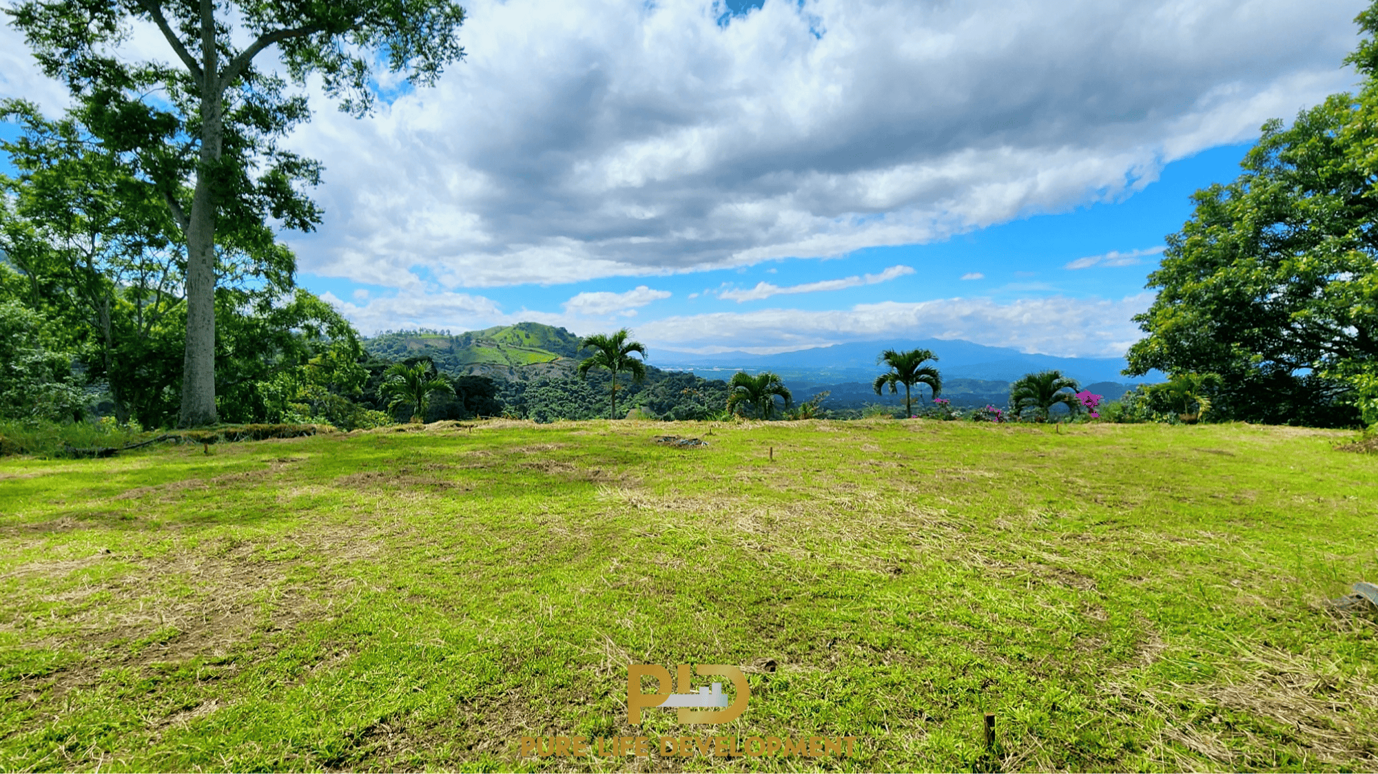 Prime Hilltop Building Lot in Atenas, Costa Rica