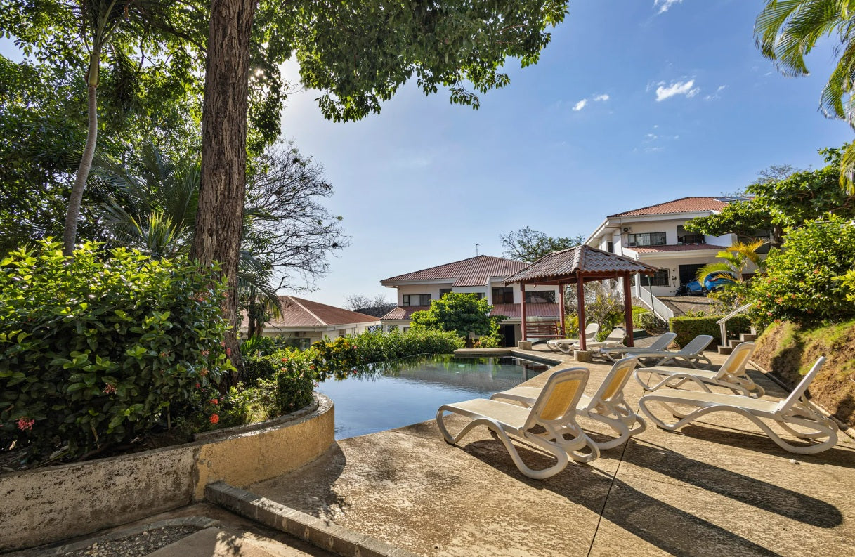 Los Almendros Villa 17 | Ocean View Retreat