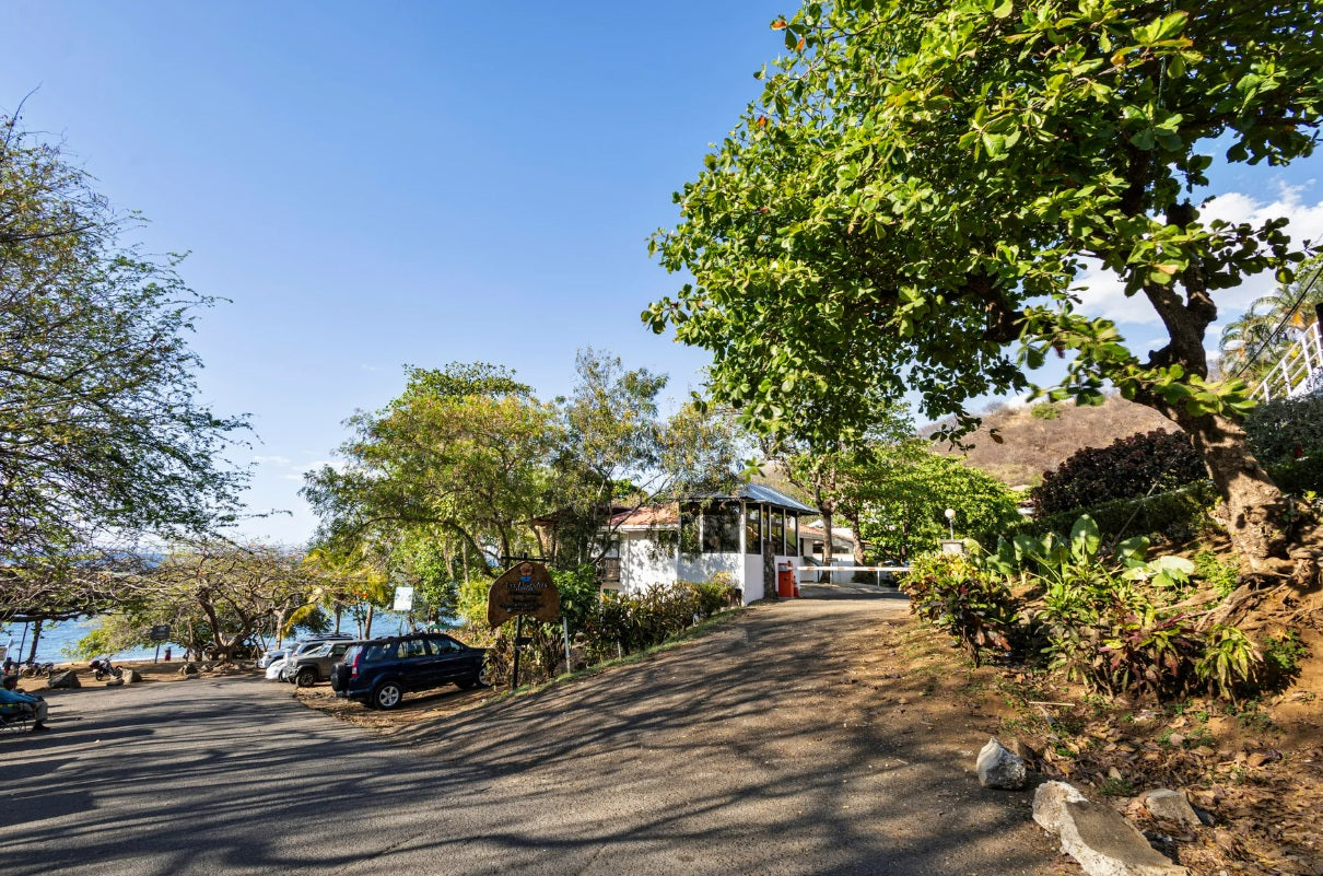Los Almendros Villa 17 | Ocean View Retreat