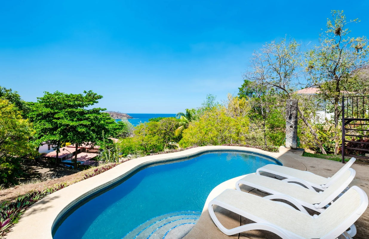 Los Almendros Villa 17 | Ocean View Retreat