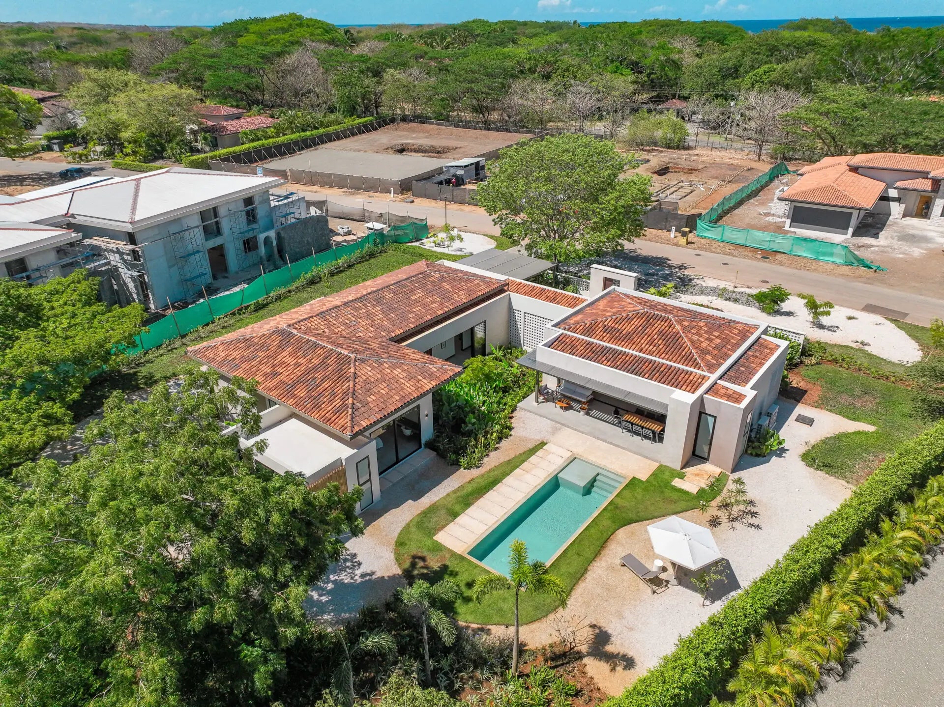 Casa Los Feliz – Modern Luxury in Hacienda Pinilla