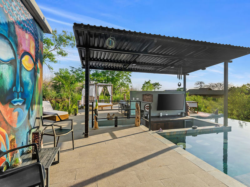 Casa Luna Amarillo | Luxury 3-Bedroom Ocean View House
