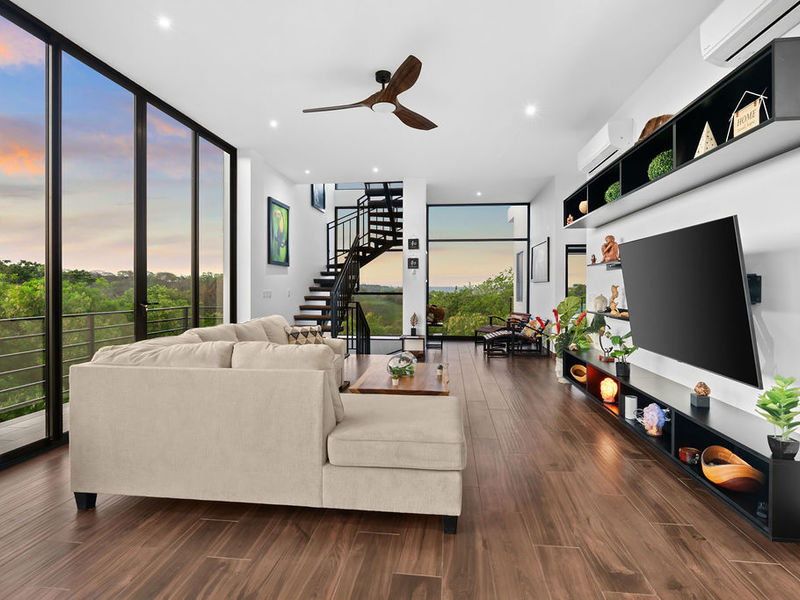 Casa Luna Amarillo | Luxury 3-Bedroom Ocean View House