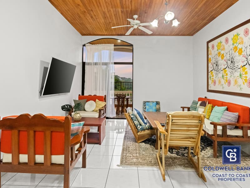 Casa Tranquila: 19-Bedroom Ocean View Estate