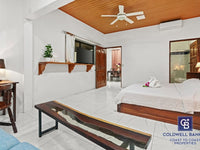 Casa Tranquila: 19-Bedroom Ocean View Estate thumbnail