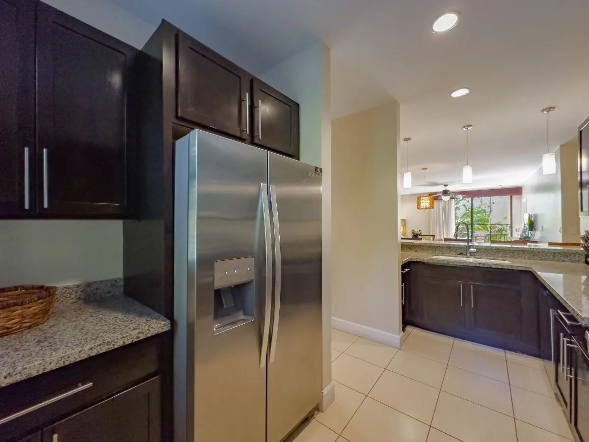 Pacifico L910 – Turnkey Condo with Premier Amenities and Coastal Living