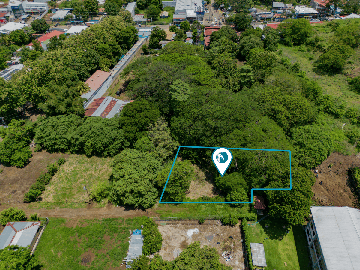 Agua Clara Lot - Central Location Property