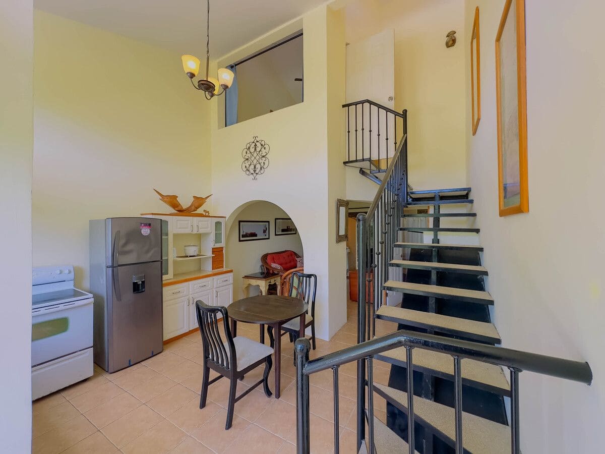 Pura Vida Loft 10
