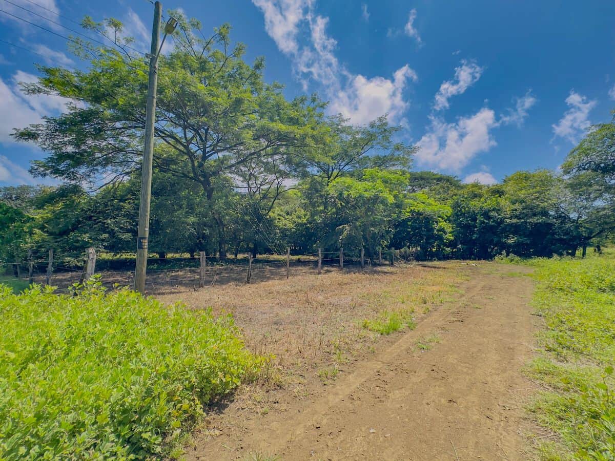 The Encanto Lot - Prime Land for Sale in Sardinal, 5 Minutes from Playas del Coco