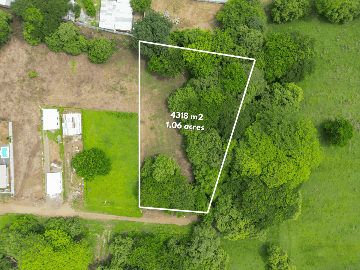 The Encanto Lot - Prime Land for Sale in Sardinal, 5 Minutes from Playas del Coco