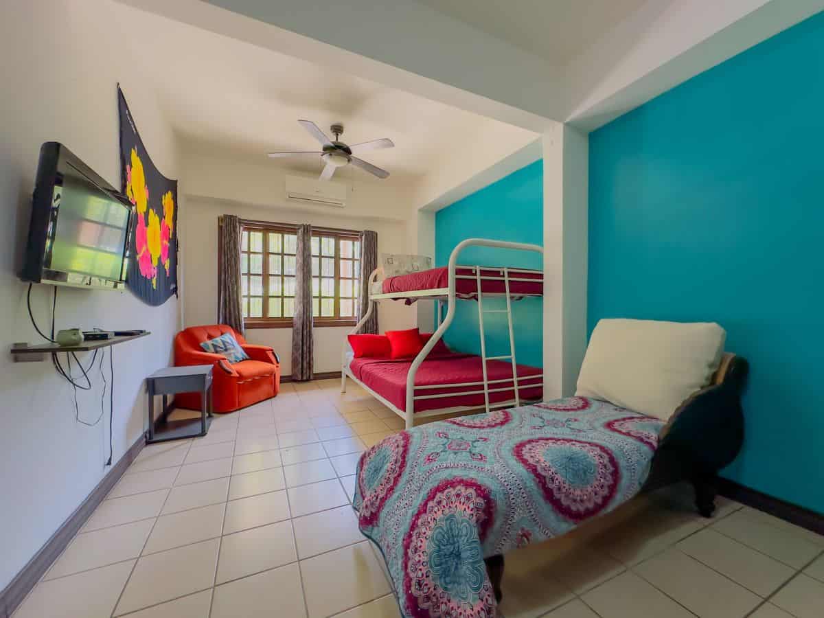 Central Place #2 - Ground Floor Condo with 2 Bedrooms and 1 Bathroom in Downtown Playas del Coco