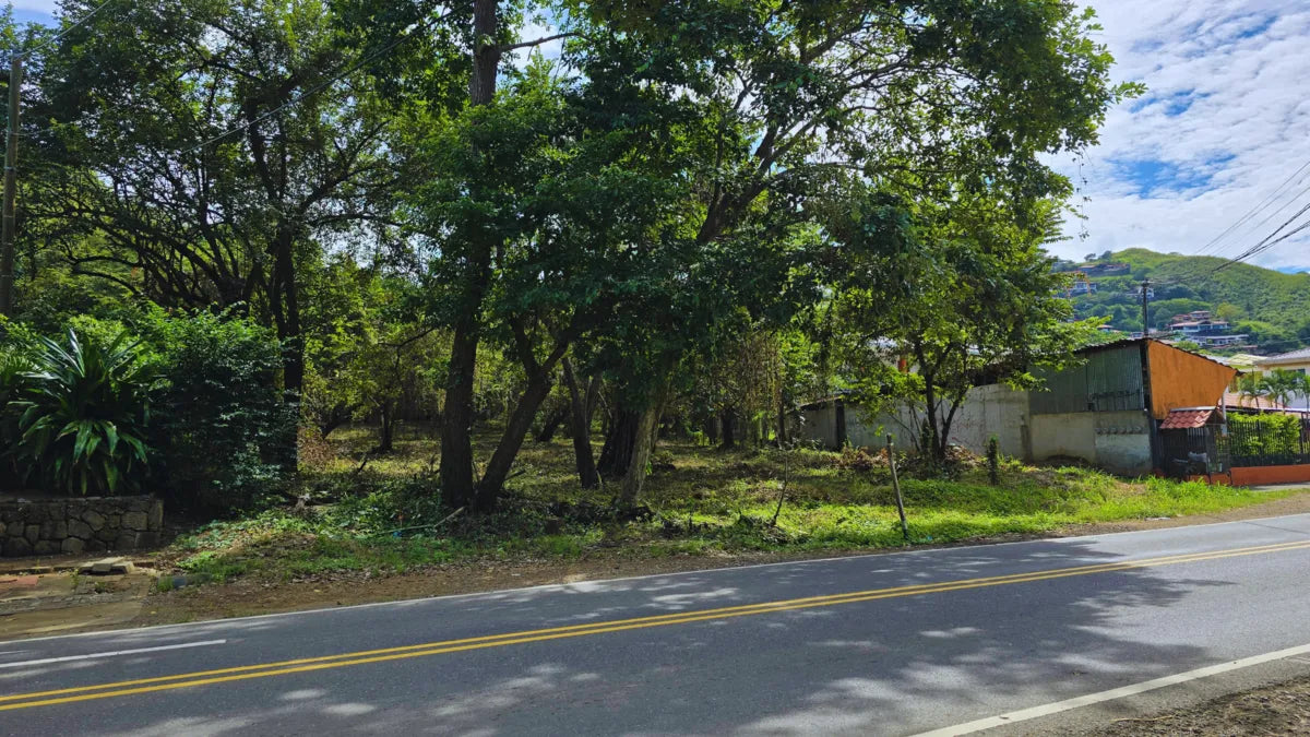 Playa Hermosa 900: Prime Development Opportunity in Guanacaste