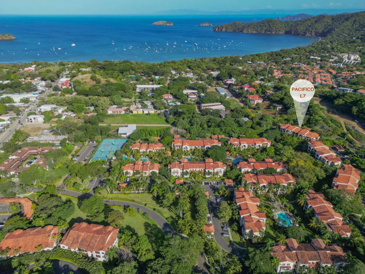 Experience Luxury and Lifestyle: Pacifico L714 in Playas del Coco