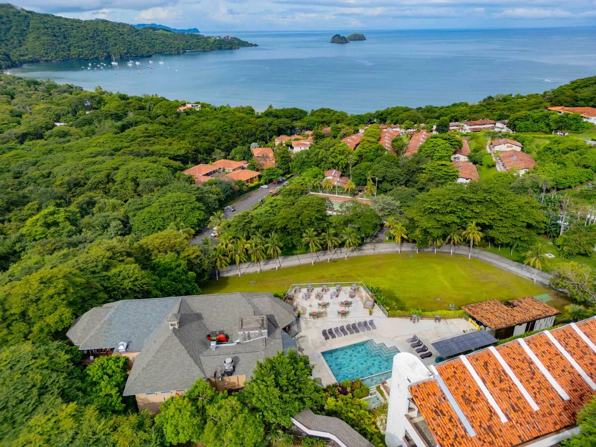 Villas Sol 15 – 3-Bedroom Villa with Plunge Pool, Resort Amenities, and Beach Access