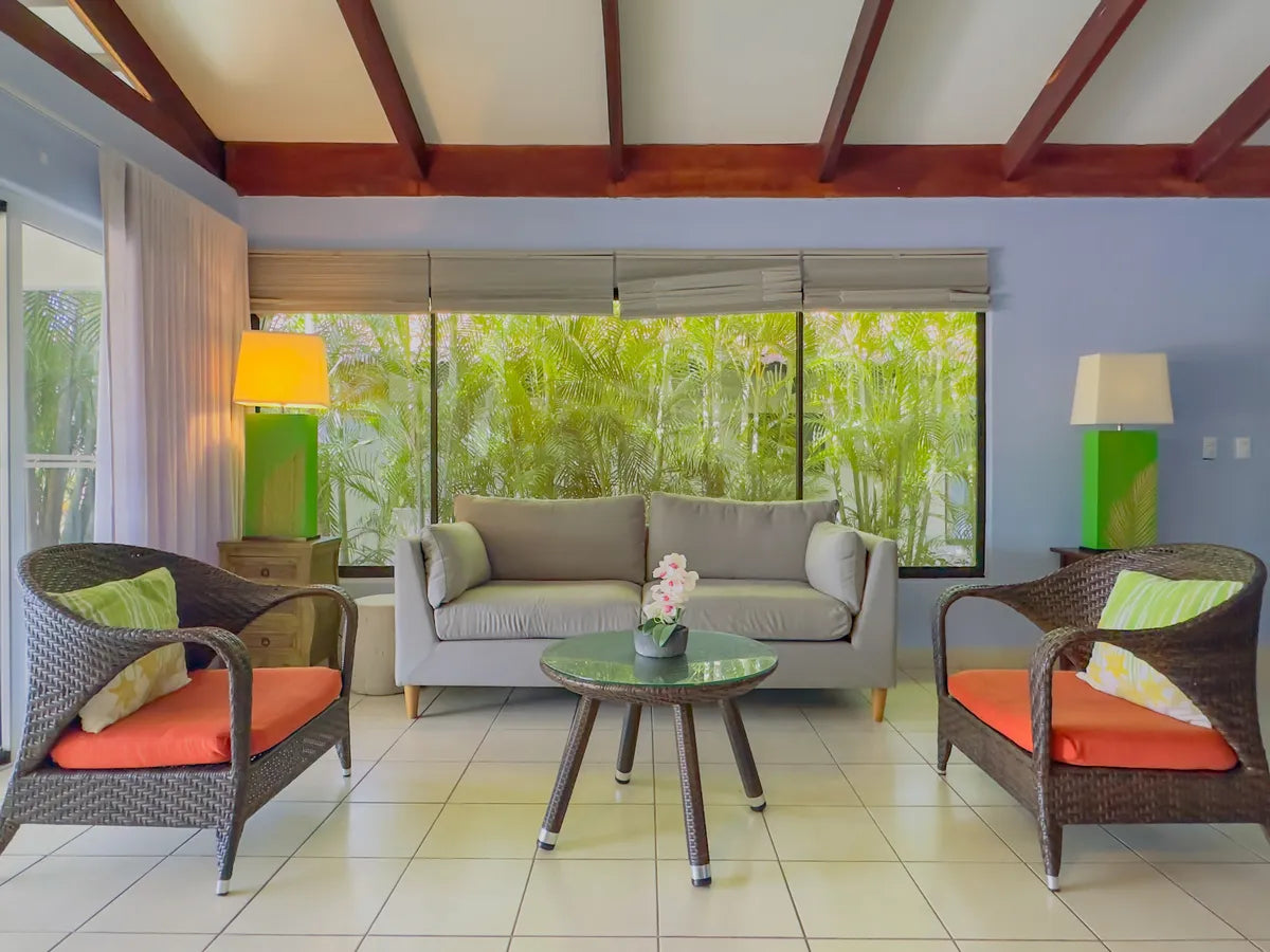 Villas Sol 15 – 3-Bedroom Villa with Plunge Pool, Resort Amenities, and Beach Access