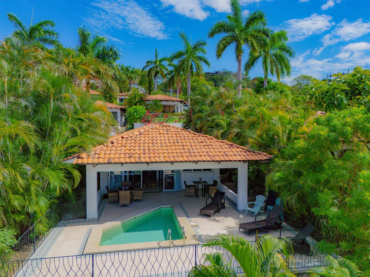 Villas Sol 15 – 3-Bedroom Villa with Plunge Pool, Resort Amenities, and Beach Access