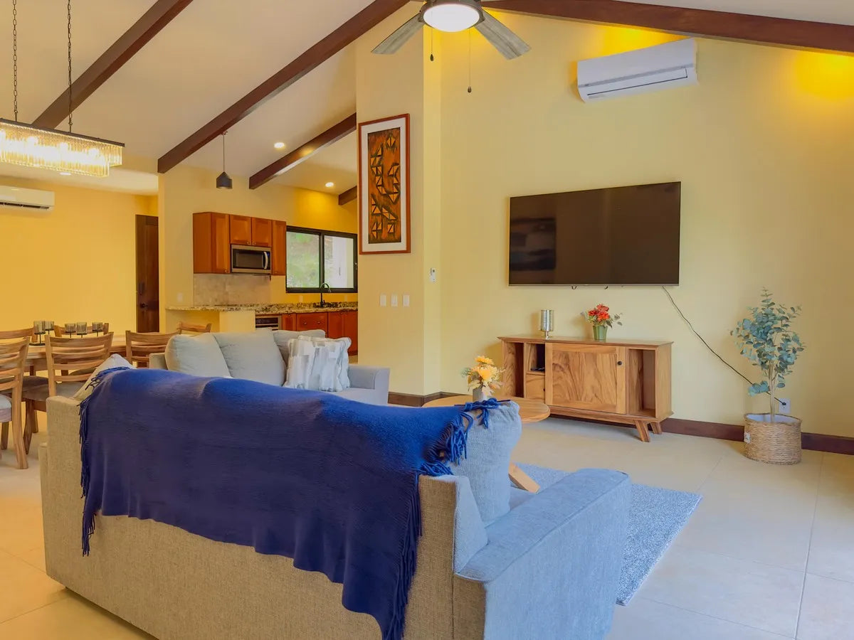 GreenView House – Stunning Clara Lot 27 in La Isabella, Playas del Coco