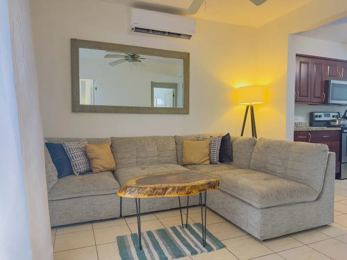 Bromelias - Ground-Level Condo Just Steps from the Beach