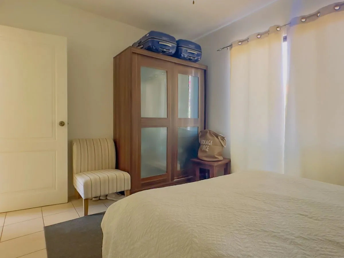 Bromelias - Ground-Level Condo Just Steps from the Beach