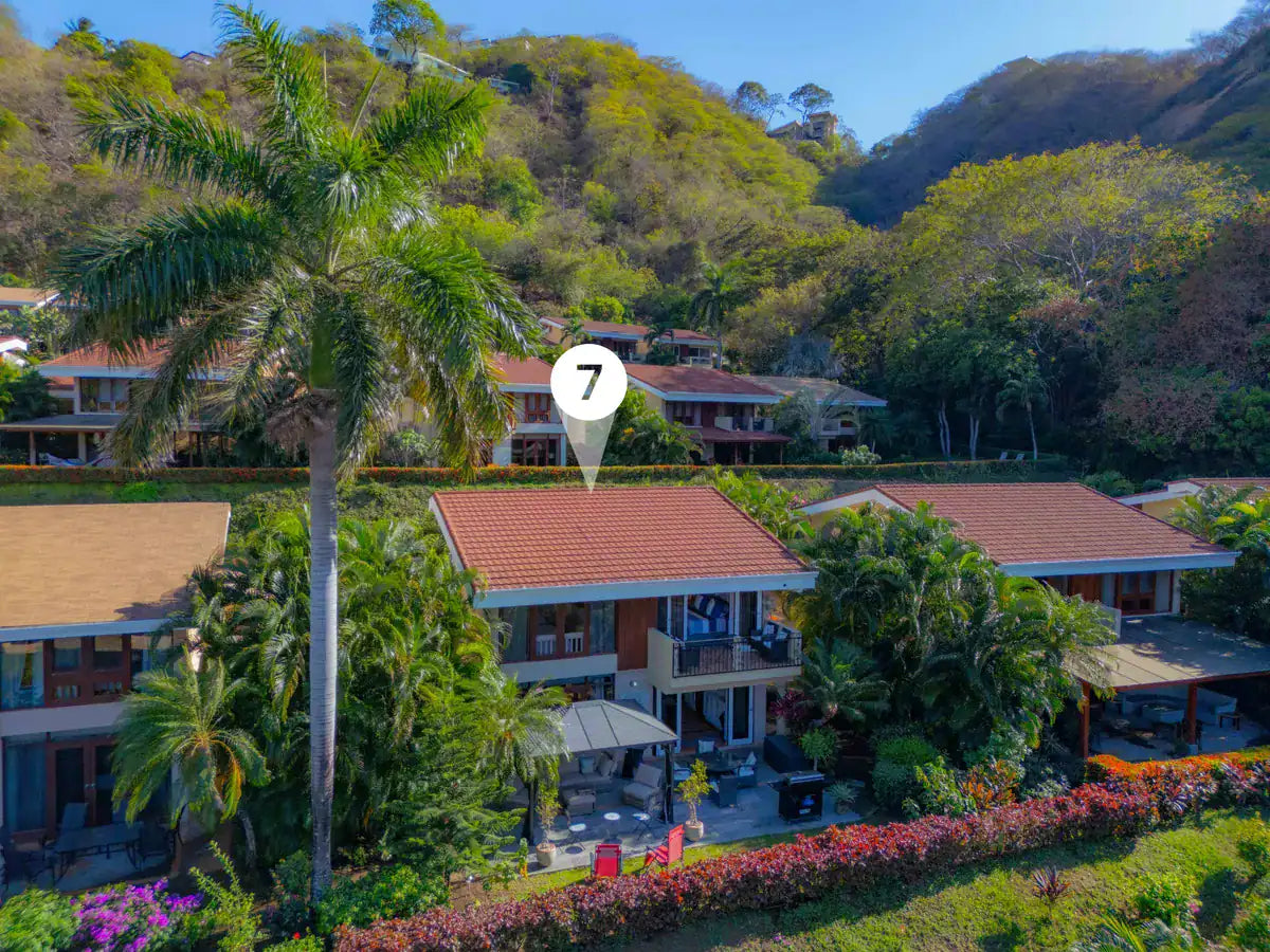 Bahia Pez Vela 7 – Renovated Ocean View Villa in Beachfront Community, Just Steps to the Sand
