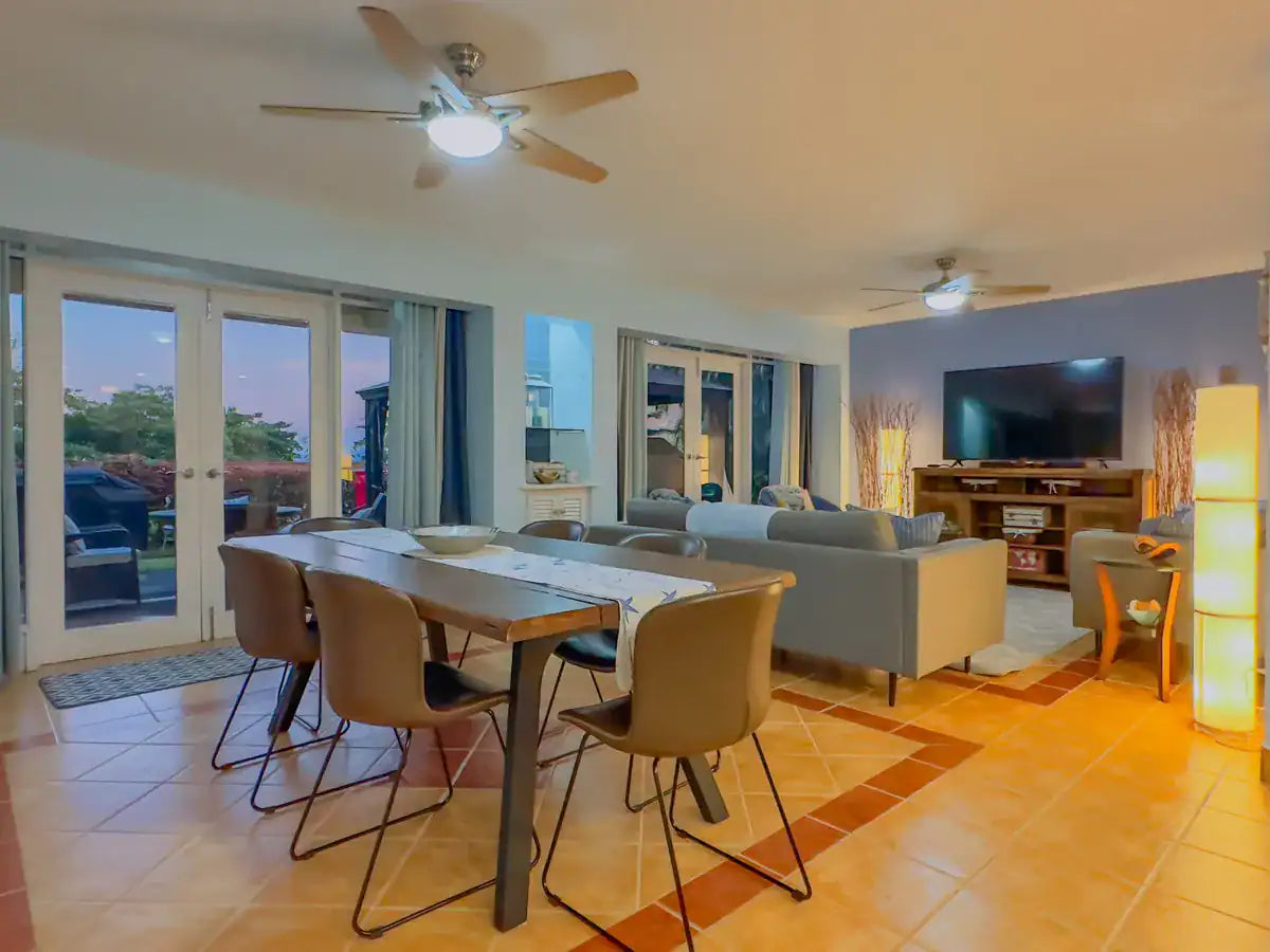 Bahia Pez Vela 7 – Renovated Ocean View Villa in Beachfront Community, Just Steps to the Sand