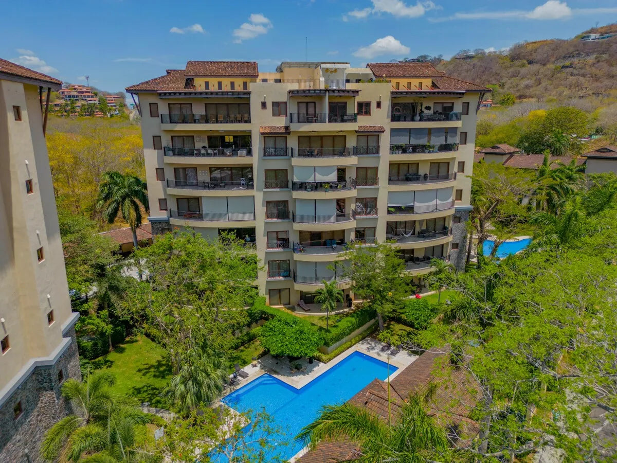 Hermosa del Mar 2-1B – Easy Access & Private Yard in Playa Hermosa
