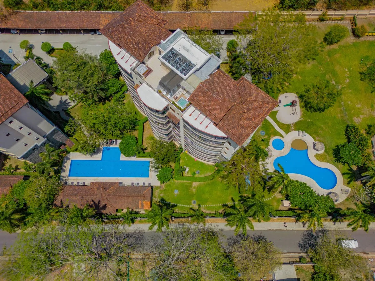 Hermosa del Mar 2-1B – Easy Access & Private Yard in Playa Hermosa