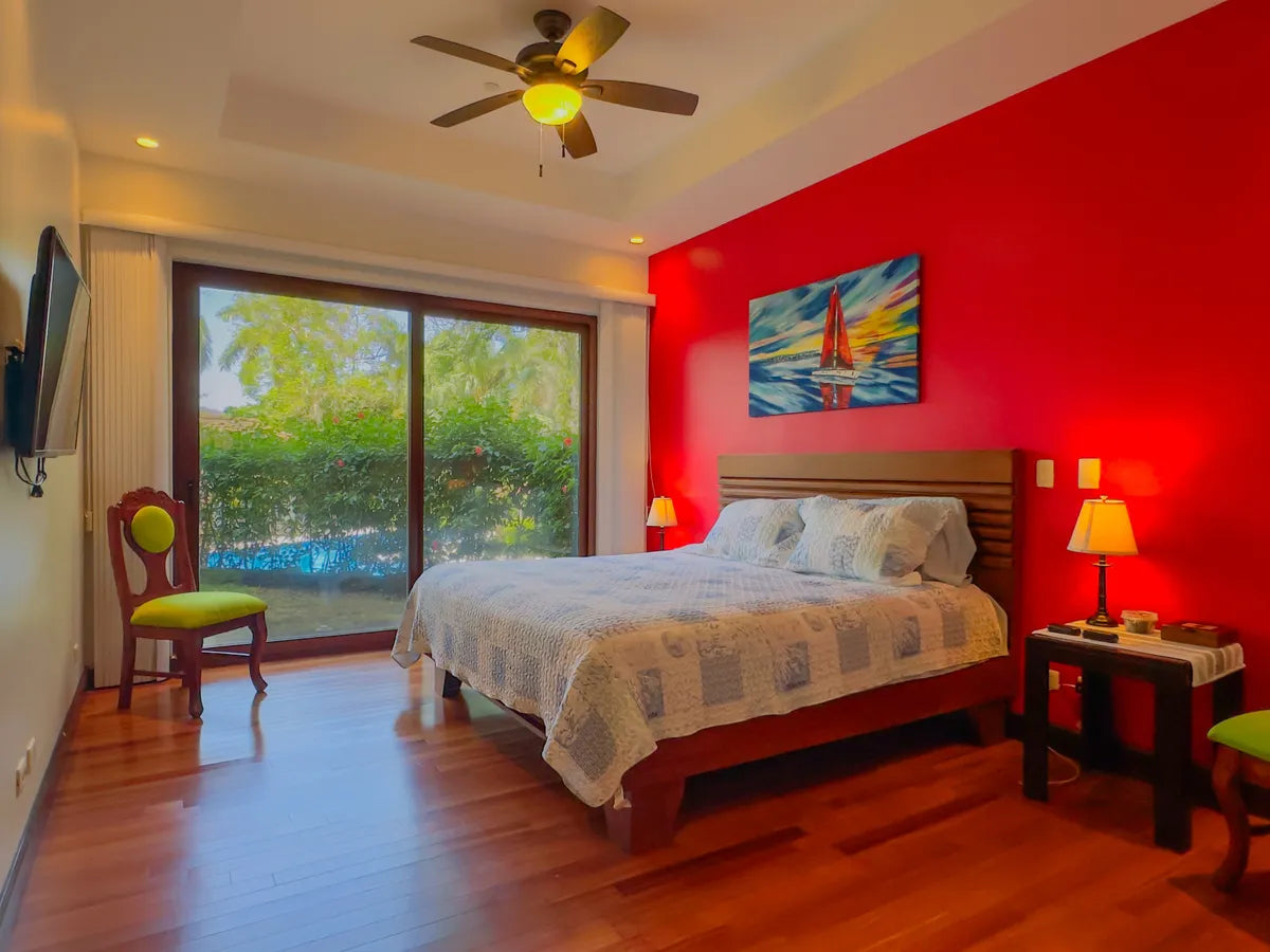 Hermosa del Mar 2-1B – Easy Access & Private Yard in Playa Hermosa